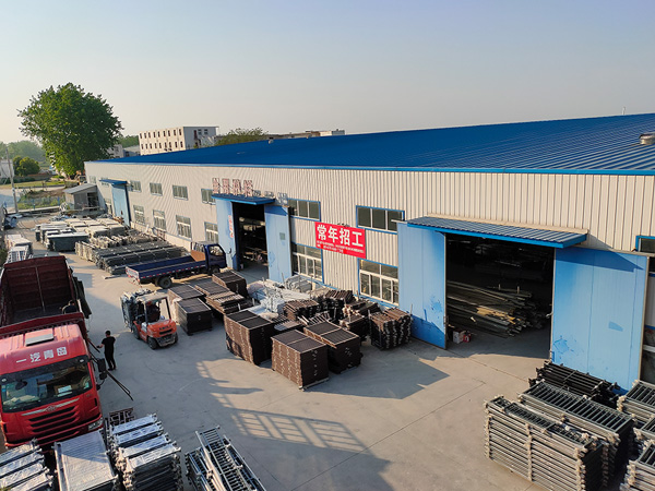 金用護欄期待著中國的經濟復蘇，為護欄行業加油助力！