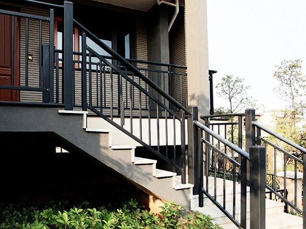 室外鋅鋼樓梯扶手圖片2