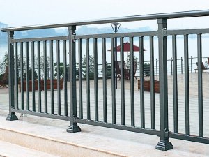 陽(yáng)臺(tái)護(hù)欄選購(gòu)技巧