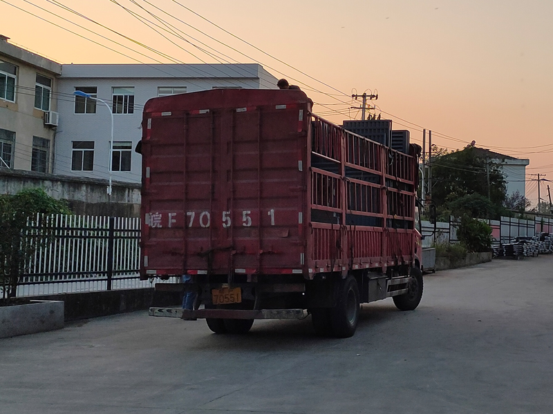 金用護欄2020年9月20日鋅鋼陽臺護欄發貨！