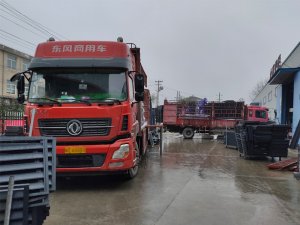 金用護(hù)欄2020年12月2日鋁合金百葉窗發(fā)貨！