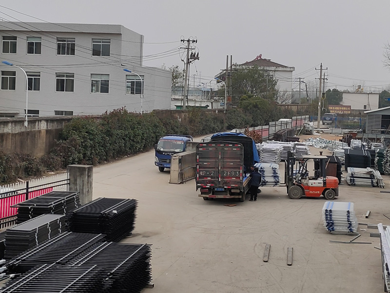 金用護(hù)欄2020年12月11日鋅鋼圍墻護(hù)欄發(fā)貨！