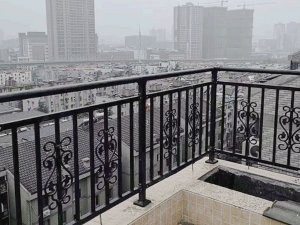 影響最大鋅鋼護欄價格三大因素！