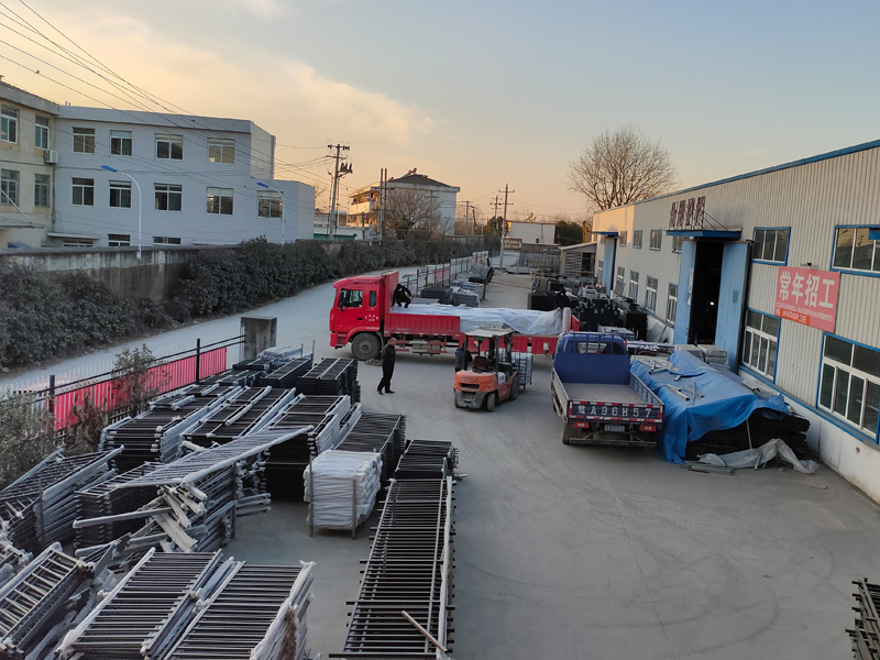 金用護(hù)欄2021年1月7日鋅鋼陽臺(tái)護(hù)欄發(fā)貨！