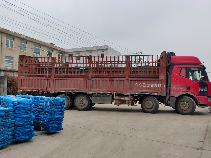 金用護欄2021年3月16日陽臺護欄發貨！