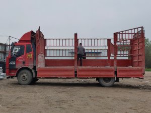 金用護欄2021年4月12日鋅鋼連廊欄桿發(fā)貨！