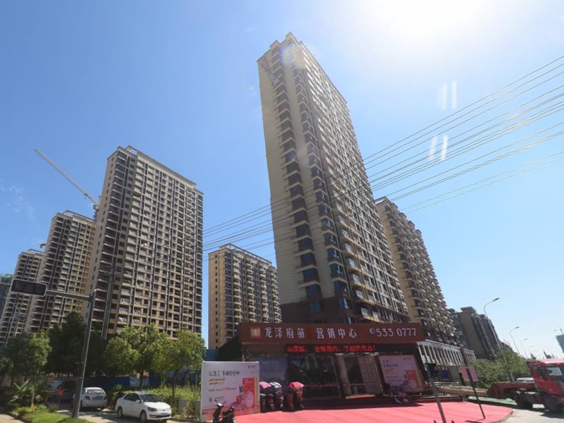 合肥龍澤府第小區項目定制空調欄桿、樓梯欄桿產品