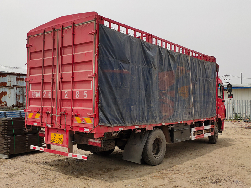 金用護欄2021年5月7日鋅鋼陽臺護欄發(fā)貨! 金用護欄2021年5月7日鋅鋼陽臺護欄發(fā)貨!