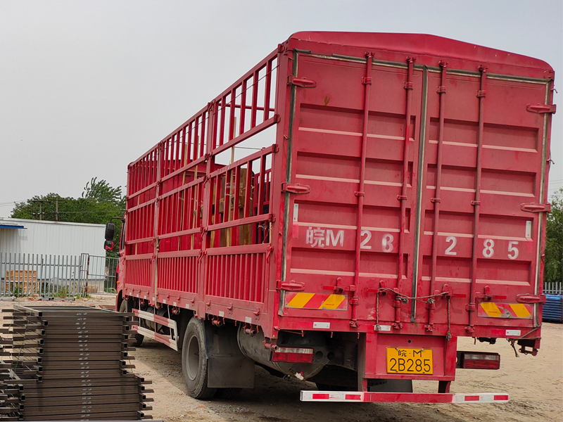 金用護欄2021年5月7日鋅鋼陽臺護欄發(fā)貨! 金用護欄2021年5月7日鋅鋼陽臺護欄發(fā)貨!