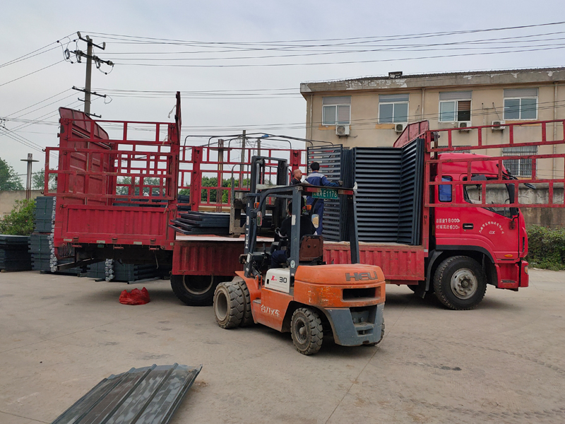 金用護欄2021年5月31日通風百葉窗發貨！