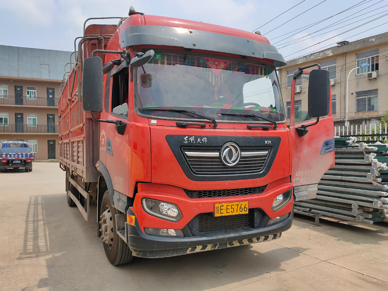 金用護欄2021年6月2日鋅鋼百葉窗發(fā)貨！