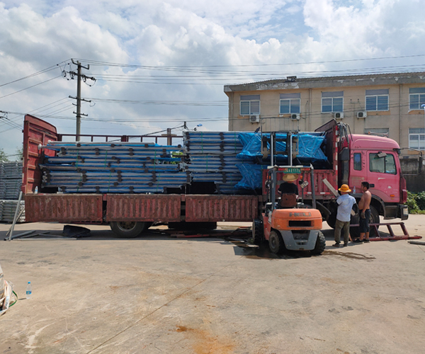 金用護欄2021年6月15日鋅鋼陽臺護欄發貨! 金用護欄2021年6月15日鋅鋼陽臺護欄發貨!