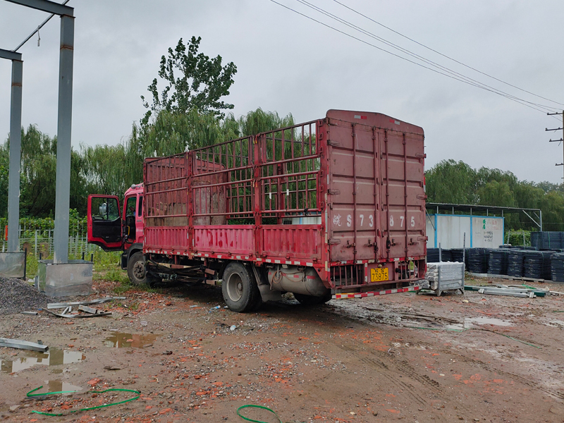 金用護欄2021年8月14日鋅鋼空調欄桿發貨！