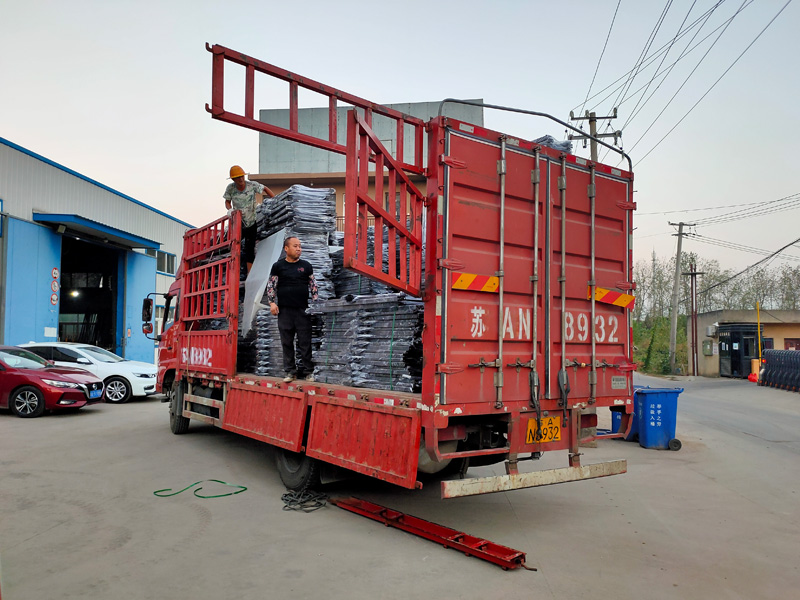 金用護欄2021年9月22日鋅鋼護窗欄桿發(fā)貨！