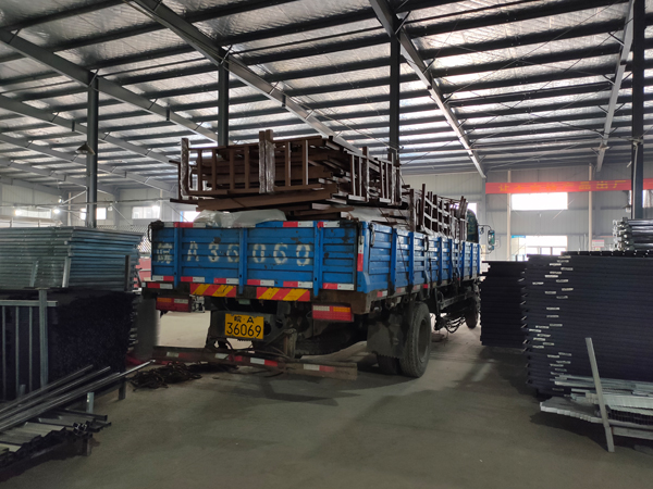 金用護欄2021年10月21日鋅鋼空調護欄發貨！