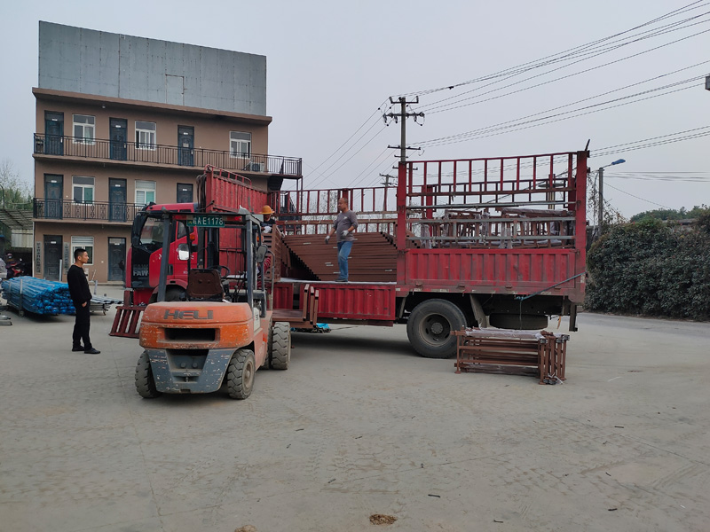 金用護(hù)欄2021年11月5日鋁合金空調(diào)護(hù)欄發(fā)貨！