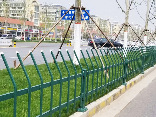 草坪護(hù)欄分類