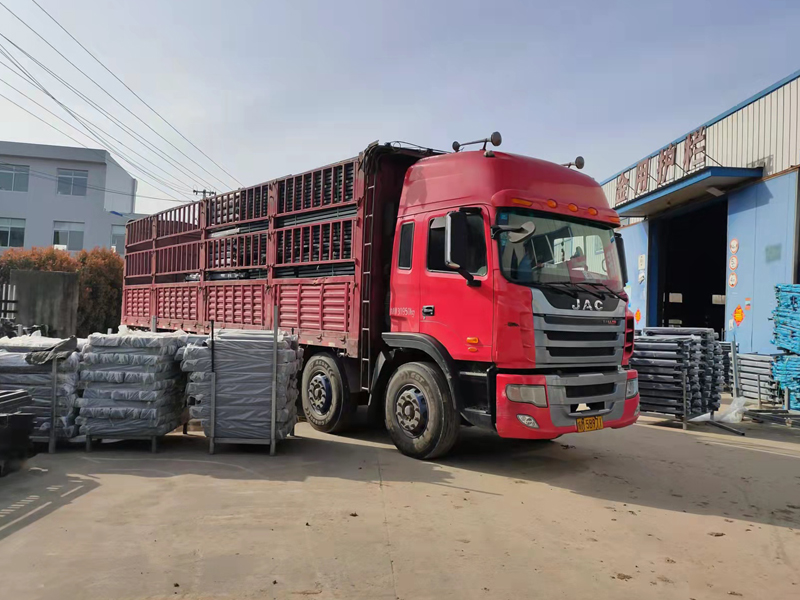 金用護欄2022年3月24日鋅鋼護窗欄桿裝車發貨！