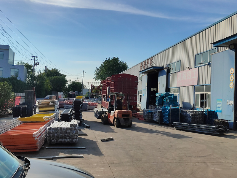 金用護欄2022年8月6日鋅鋼組裝式欄桿裝車發貨! 金用護欄2022年8月6日鋅鋼組裝式欄桿裝車發貨!