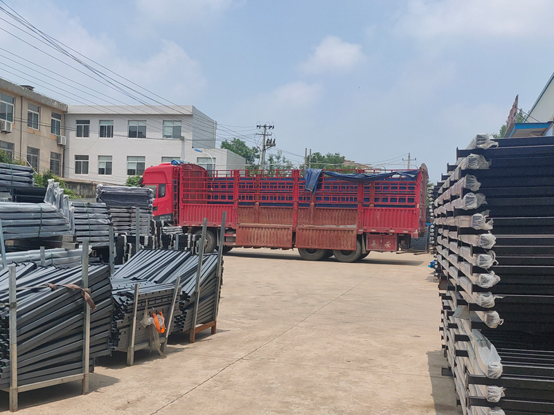 2023年7月1日鋅鋼陽臺護欄裝車發貨！