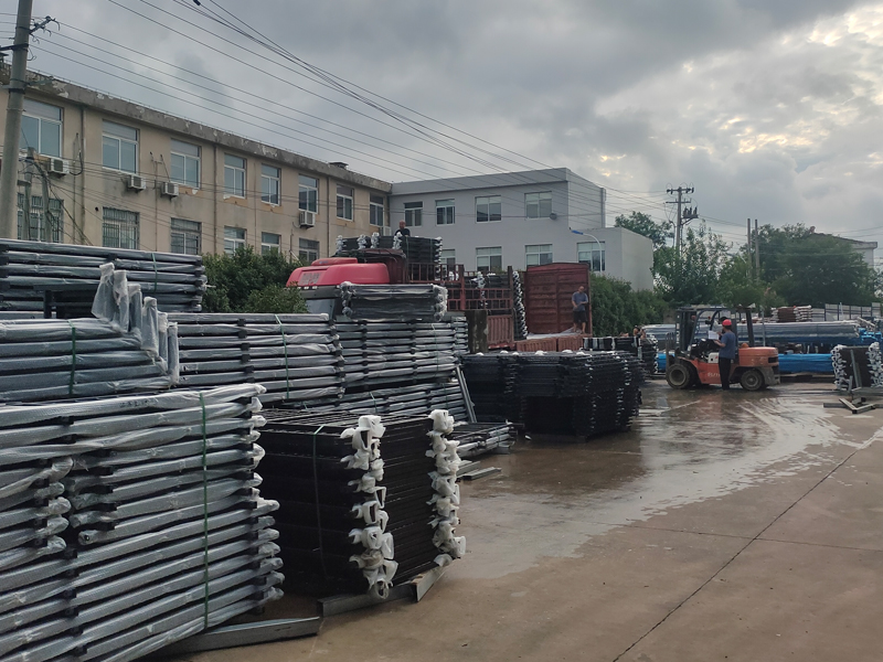2023年7月19日鋅鋼飄窗護欄裝車發(fā)貨！