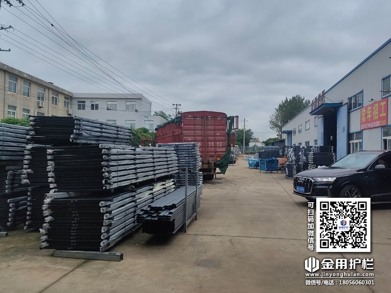 2023年9月14日鋅鋼百葉窗裝車發貨！