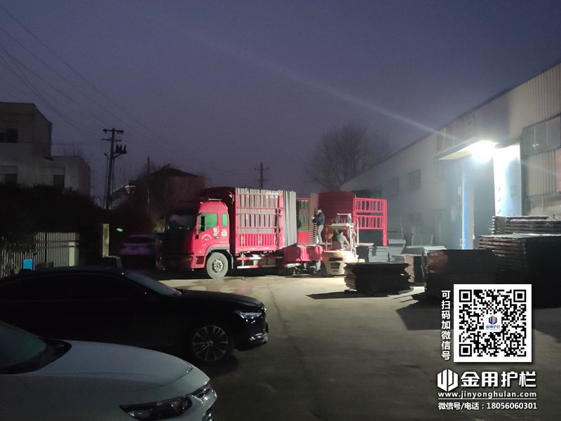 2024年1月5日鋅鋼百葉窗護欄發貨! 2024年1月5日鋅鋼百葉窗護欄發貨!