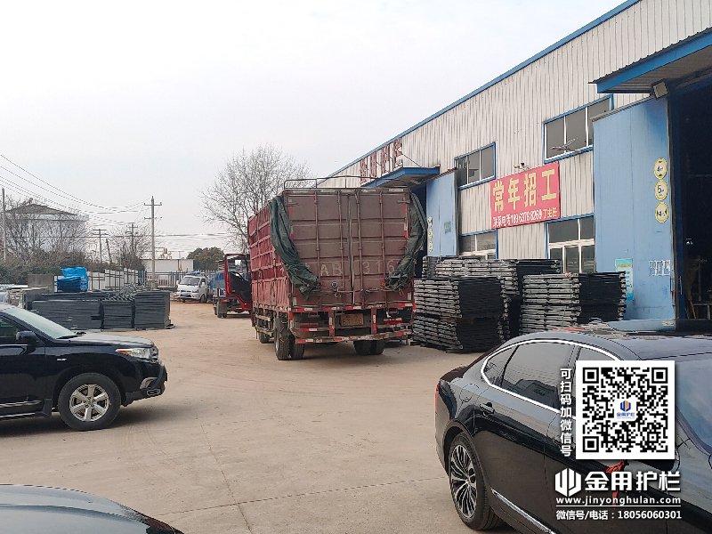 2024年1月26日鋅鋼百葉窗裝車發貨! 2024年1月26日鋅鋼百葉窗裝車發貨!