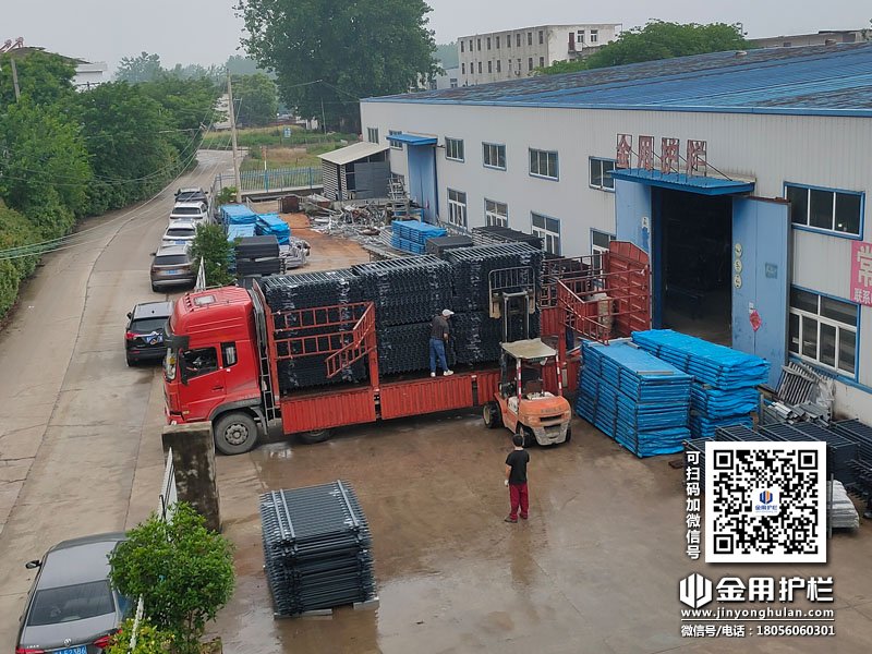 2024年5月11日鋅鋼圍墻護欄裝車發貨！