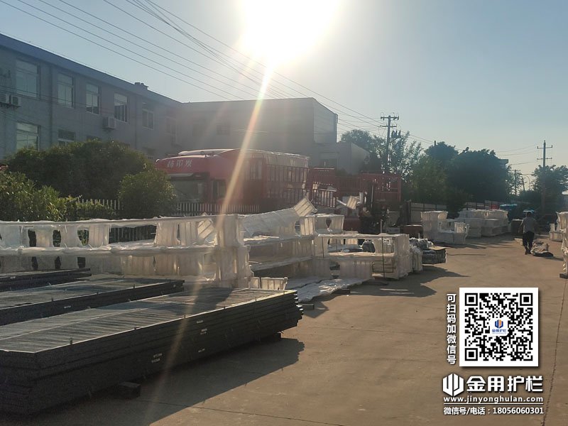 2024年5月23日鋅鋼護窗欄桿裝車發貨！