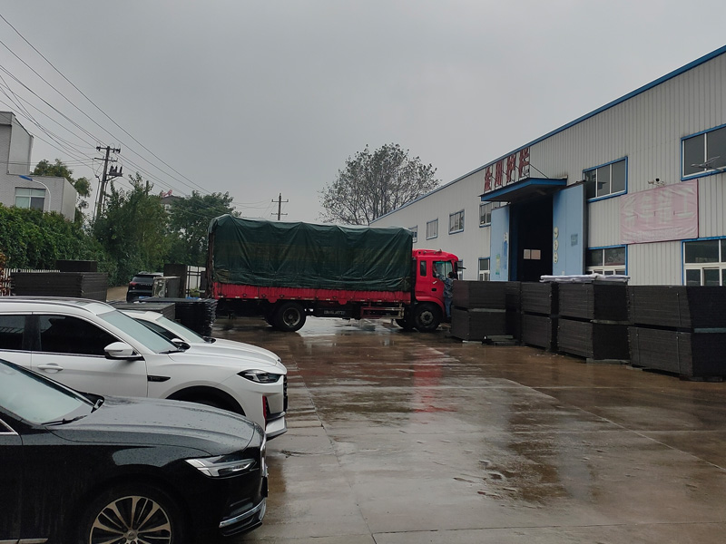 2024年10月21日鋅鋼百葉窗裝車發(fā)貨！