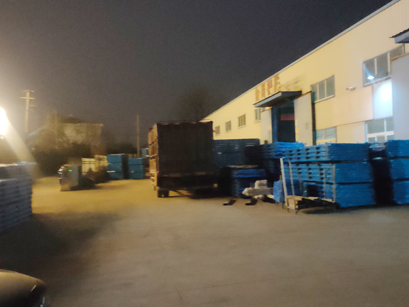 2024年12月23日鋅鋼百葉窗裝車發(fā)貨！