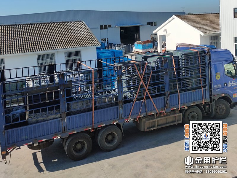 2025年8月16日鋅鋼百葉窗裝車發(fā)貨！